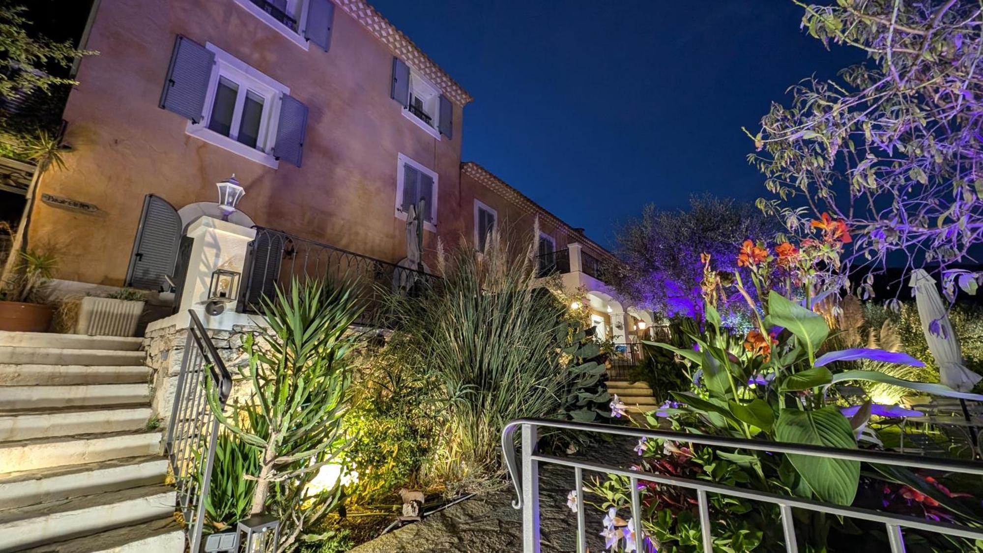 Le Mas D'Angeline, Vue Mer, Jardin Commun, Parking, Voiture Requise, 10 Min En Voiture De Monaco, Route Etroite, Pente Raide, Croisement Limite, Sea View, Shared Garden, Parking, Car Required, 10 Min Drive From Monaco, Narrow Steep Road, Limited Pass Beausoleil Buitenkant foto