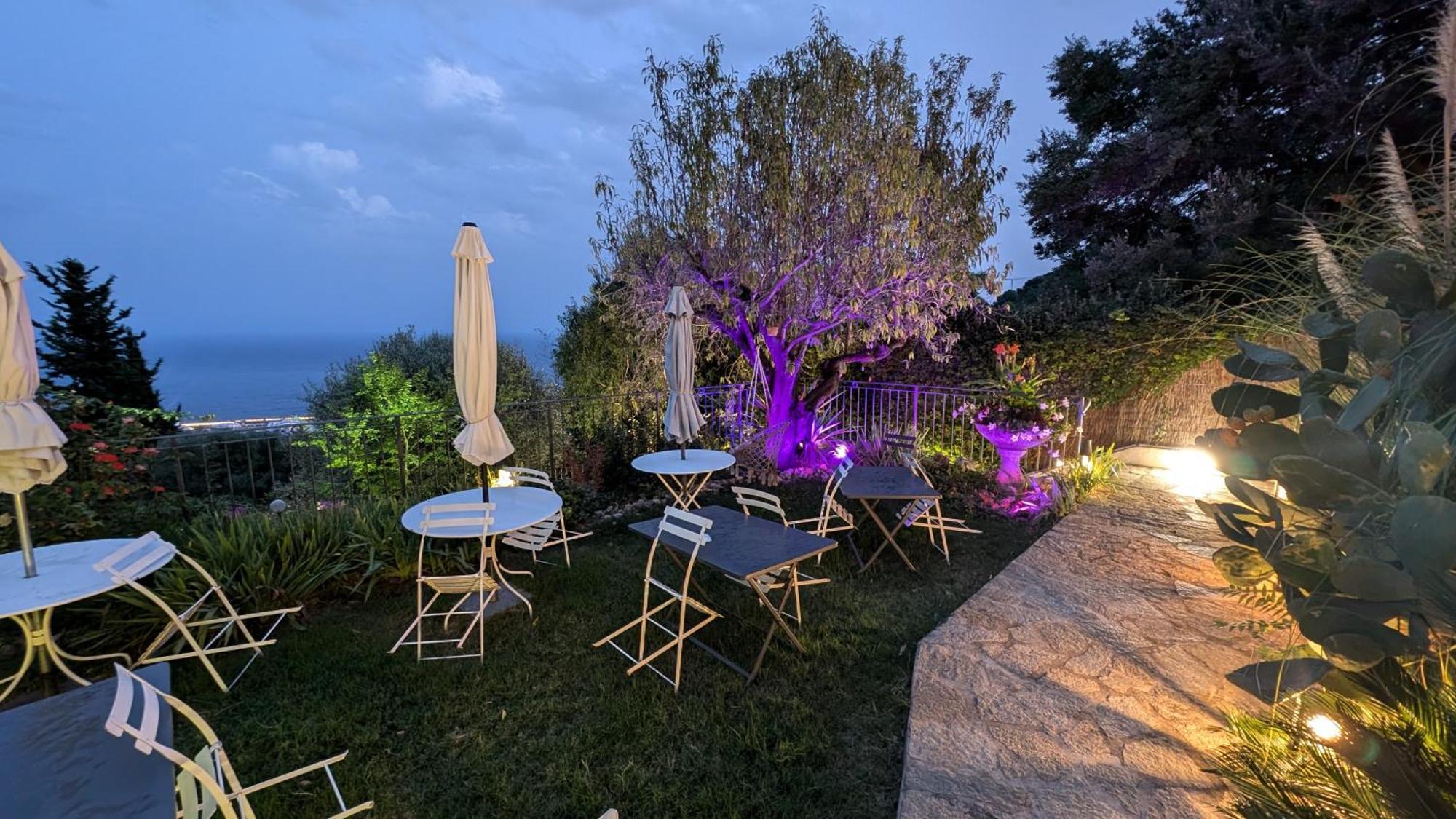 Le Mas D'Angeline, Vue Mer, Jardin Commun, Parking, Voiture Requise, 10 Min En Voiture De Monaco, Route Etroite, Pente Raide, Croisement Limite, Sea View, Shared Garden, Parking, Car Required, 10 Min Drive From Monaco, Narrow Steep Road, Limited Pass Beausoleil Buitenkant foto