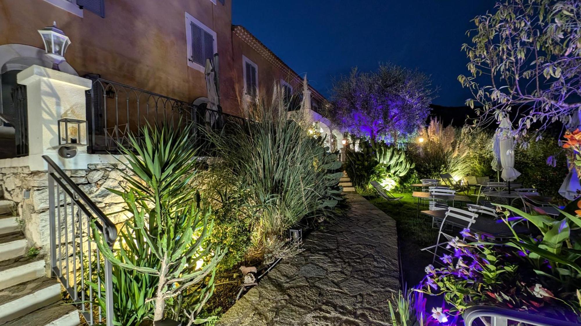 Le Mas D'Angeline, Vue Mer, Jardin Commun, Parking, Voiture Requise, 10 Min En Voiture De Monaco, Route Etroite, Pente Raide, Croisement Limite, Sea View, Shared Garden, Parking, Car Required, 10 Min Drive From Monaco, Narrow Steep Road, Limited Pass Beausoleil Buitenkant foto