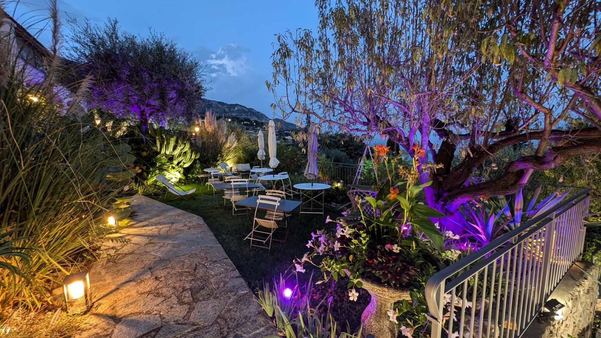 Le Mas D'Angeline, Vue Mer, Jardin Commun, Parking, Voiture Requise, 10 Min En Voiture De Monaco, Route Etroite, Pente Raide, Croisement Limite, Sea View, Shared Garden, Parking, Car Required, 10 Min Drive From Monaco, Narrow Steep Road, Limited Pass Beausoleil Buitenkant foto