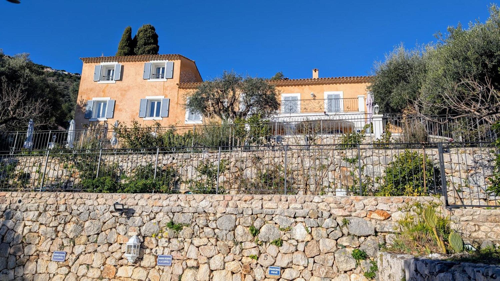 Le Mas D'Angeline, Vue Mer, Jardin Commun, Parking, Voiture Requise, 10 Min En Voiture De Monaco, Route Etroite, Pente Raide, Croisement Limite, Sea View, Shared Garden, Parking, Car Required, 10 Min Drive From Monaco, Narrow Steep Road, Limited Pass Beausoleil Buitenkant foto
