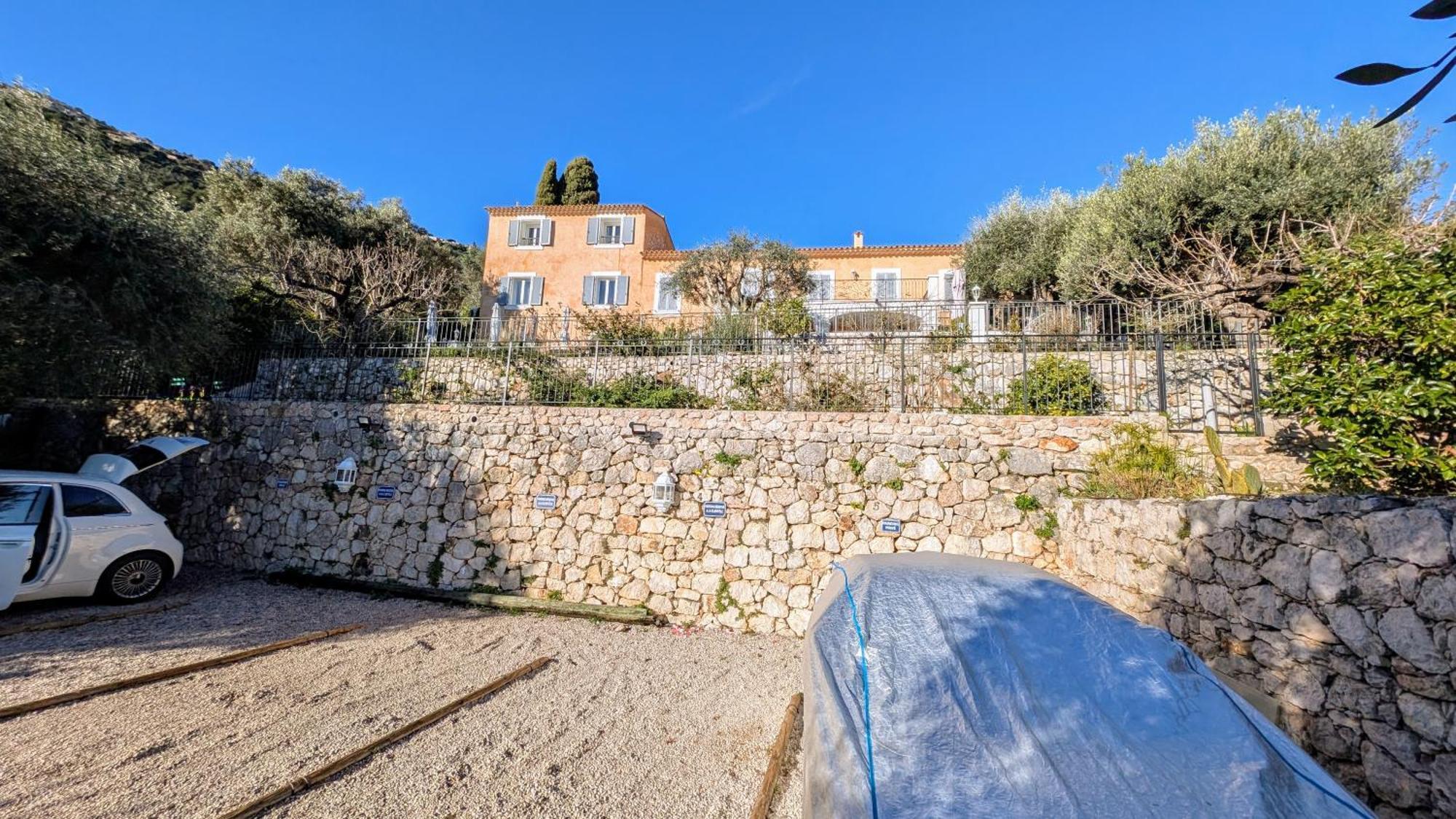 Le Mas D'Angeline, Vue Mer, Jardin Commun, Parking, Voiture Requise, 10 Min En Voiture De Monaco, Route Etroite, Pente Raide, Croisement Limite, Sea View, Shared Garden, Parking, Car Required, 10 Min Drive From Monaco, Narrow Steep Road, Limited Pass Beausoleil Buitenkant foto