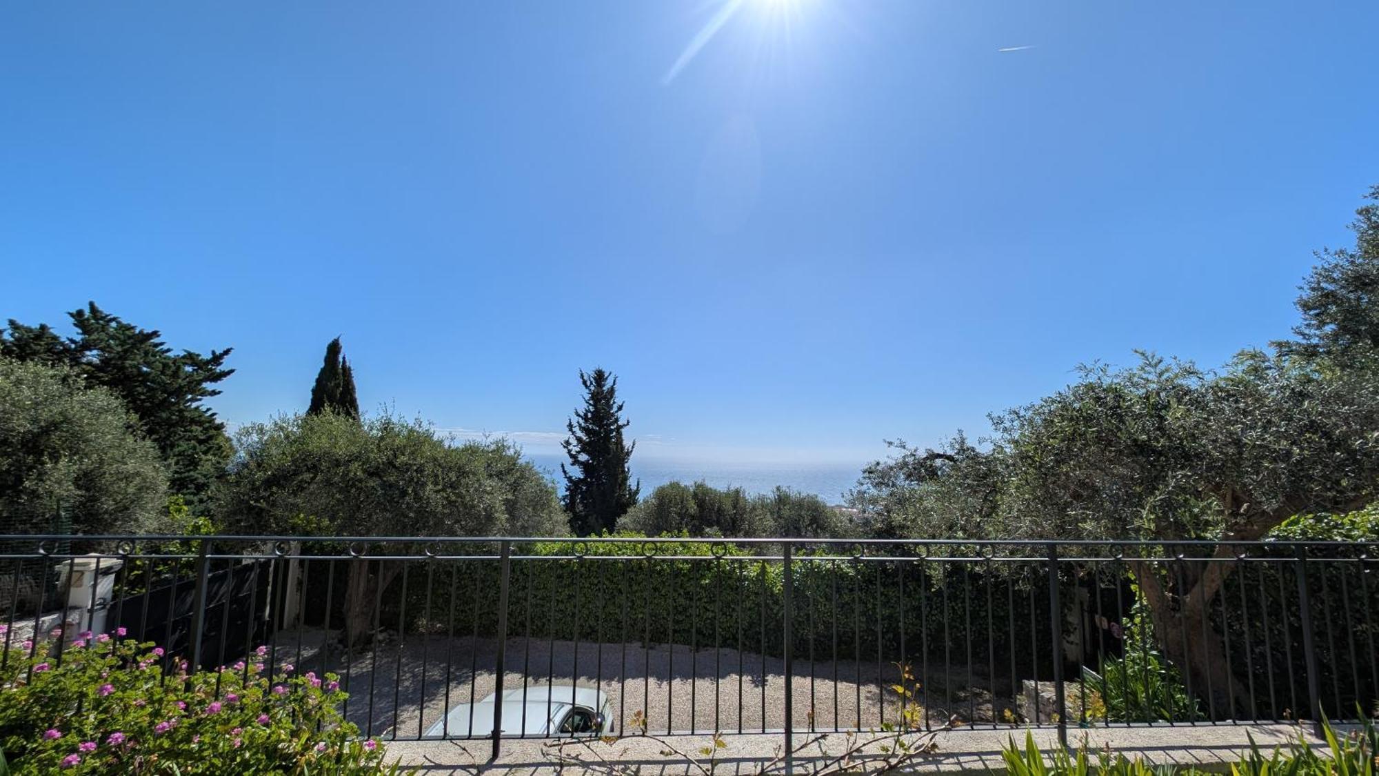 Le Mas D'Angeline, Vue Mer, Jardin Commun, Parking, Voiture Requise, 10 Min En Voiture De Monaco, Route Etroite, Pente Raide, Croisement Limite, Sea View, Shared Garden, Parking, Car Required, 10 Min Drive From Monaco, Narrow Steep Road, Limited Pass Beausoleil Buitenkant foto