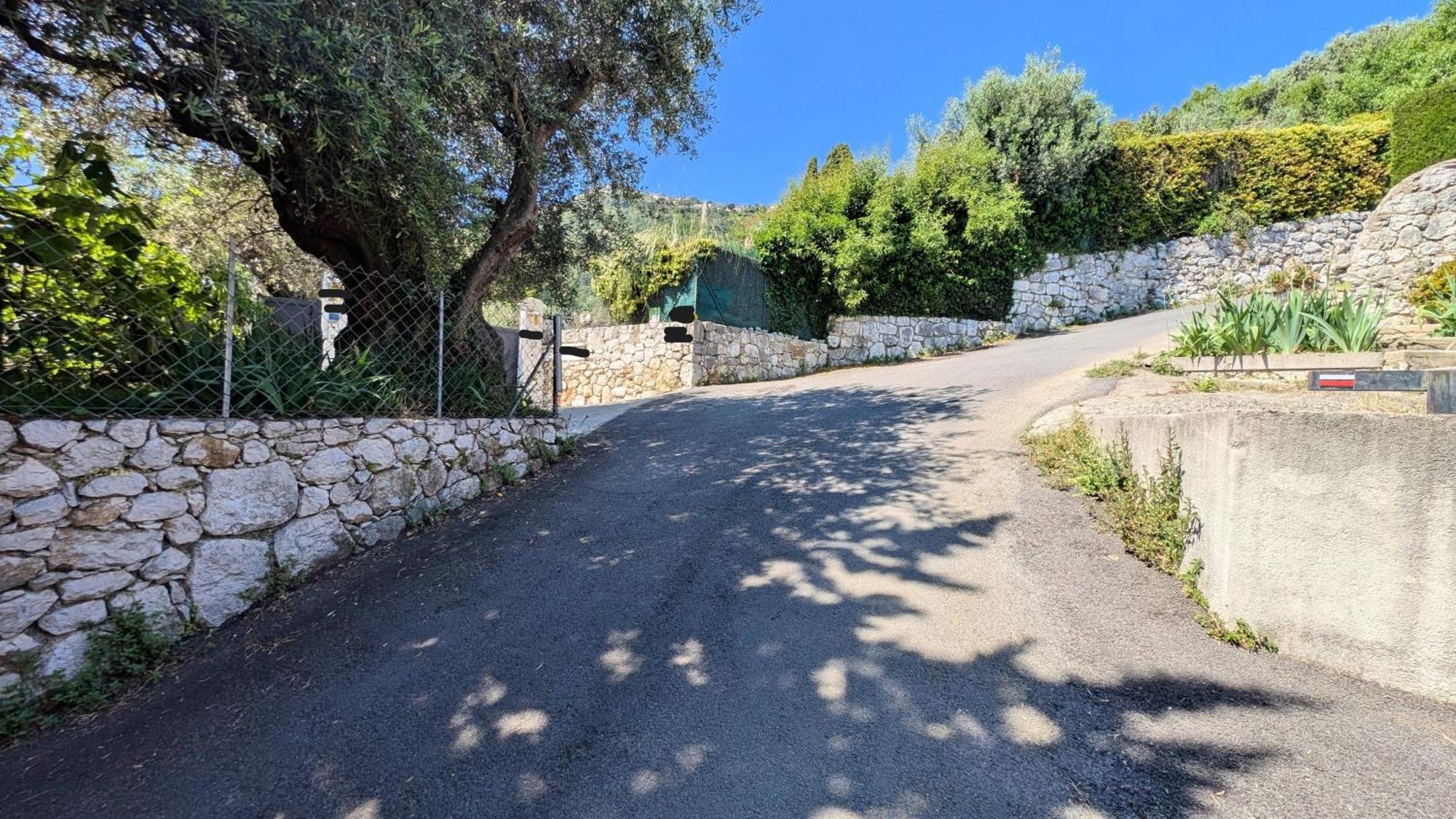 Le Mas D'Angeline, Vue Mer, Jardin Commun, Parking, Voiture Requise, 10 Min En Voiture De Monaco, Route Etroite, Pente Raide, Croisement Limite, Sea View, Shared Garden, Parking, Car Required, 10 Min Drive From Monaco, Narrow Steep Road, Limited Pass Beausoleil Buitenkant foto